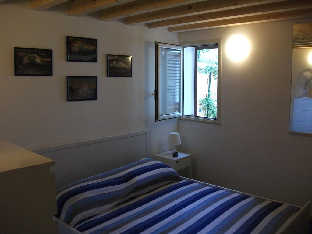 Le Case Di Virgin 1 Castellammare del Golfo Kültér fotó
